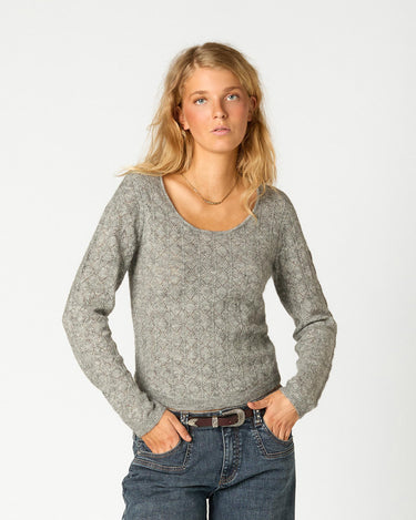 TOP PUNTO ESCOTE REDONDO LIGHT GREY