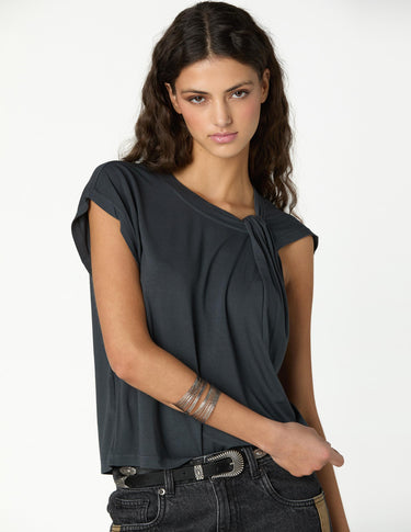 PLEATS ANTHRACITE T-SHIRT