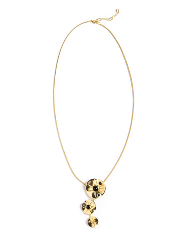BLACK FLOWERS NECKLACE