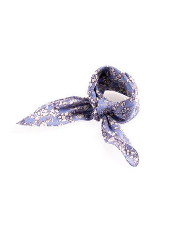 BLUE BLOOM PRINT SCARF