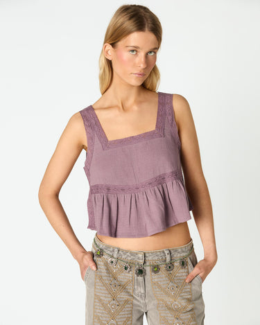 TOP SQUARE NECK OVERCAST