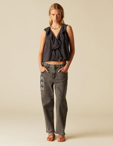 EMBROIDERED BUTTERFLY GRAY PANTS