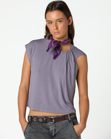 OVERCAST PLEATS T-SHIRT