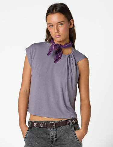 OVERCAST PLEATS T-SHIRT