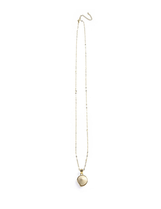 SNAIL NECKLACE