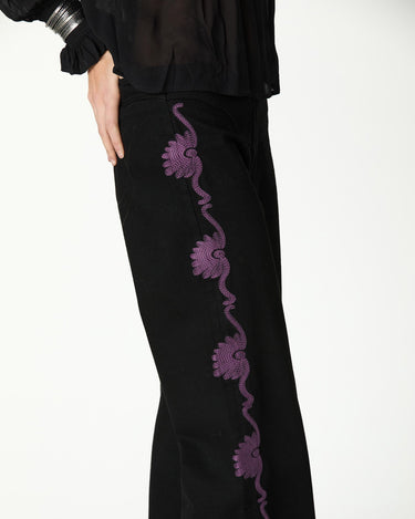 BLACK DENIM EMBROIDERED BERRY