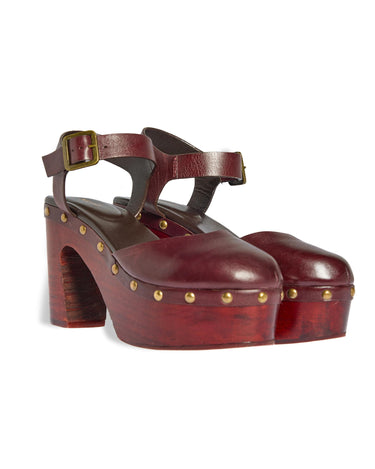 BURGUNDY WEDGE CLOG