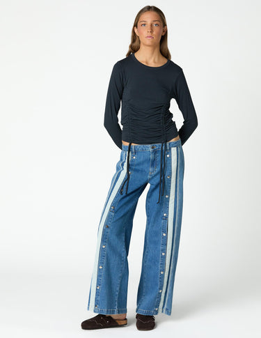 BLUE BUTTON DENIM
