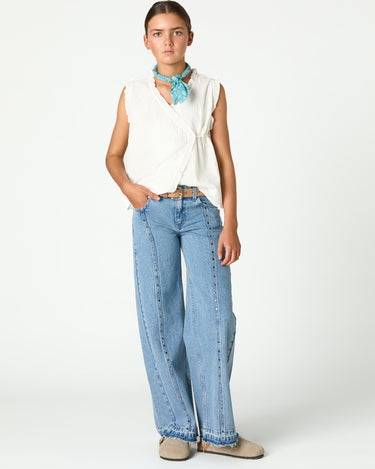 BLUE DISTRESSED DENIM JEANS