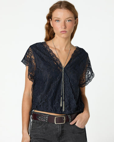 LACE CROSSOVER TOP