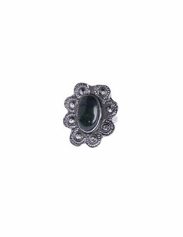 OVAL STONE RING