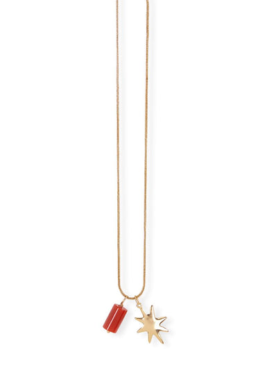 RED STAR CHARM NECKLACE