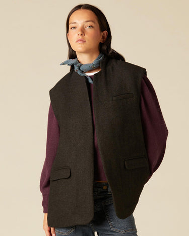 OVERSIZED GREY VEST