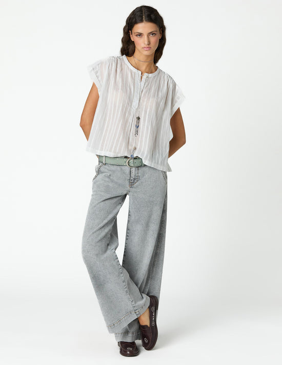 PANTALÓN "NN" GRIS BORDADO