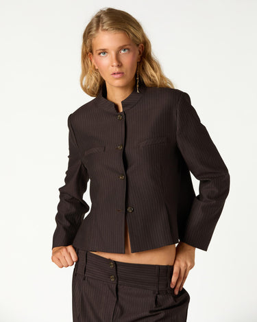 BLAZER RAYA DIPLOMATICA PLIEGUE MARRON