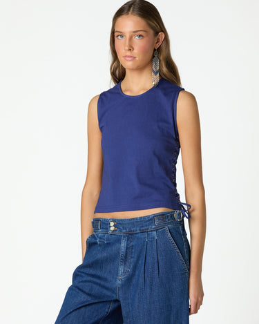 BIG BLUE SIDE LACE T-SHIRT
