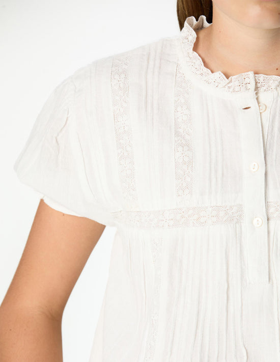 CAMISA ENCAJE Y JARETAS BLANCA