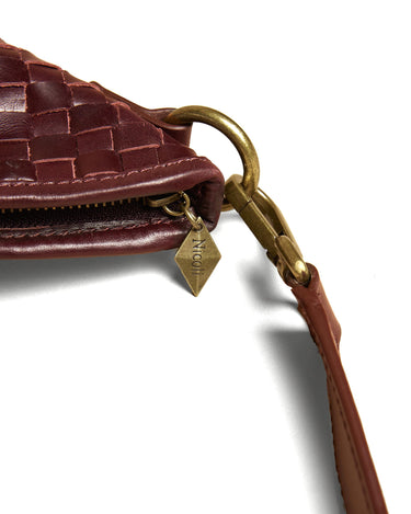 BOLSO TRENZADO MARRÓN