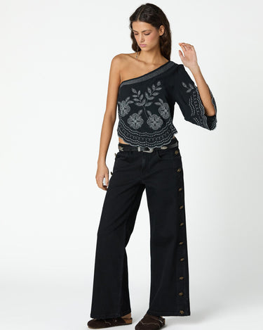 BLACK DENIM SIDE BUTTON FLOWER