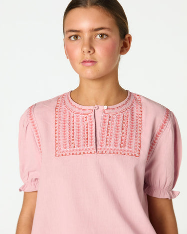 CAMISA BORDADO ROSA