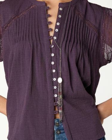 BRANDY SHIRT WITH DRAWSTRINGS AND BUTTONS
