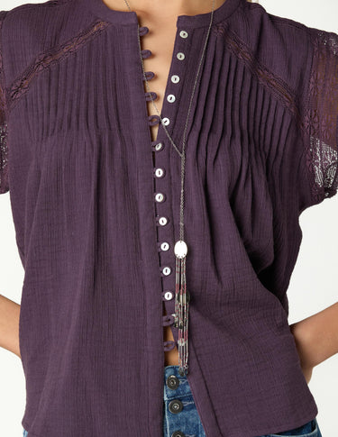 BRANDY SHIRT WITH DRAWSTRINGS AND BUTTONS