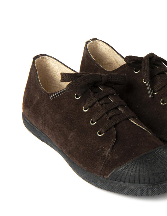 BROWN LACE-UP SHOE