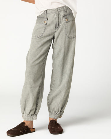 LIGHT GRAY BLOOMER PANTS