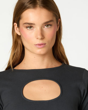 CAMISETA ESCOTE ABERTURA ANTRACITA
