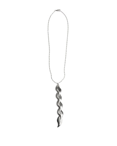 SILVER LEAVES NECKLACE
