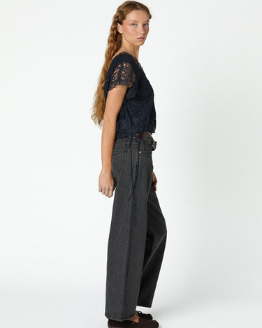 LACE CROSSOVER TOP