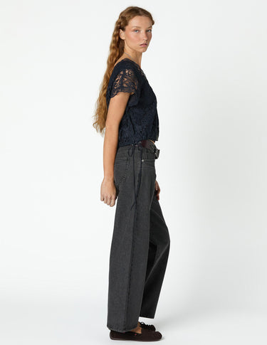 LACE CROSSOVER TOP