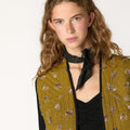 CURRY FLOWER VEST