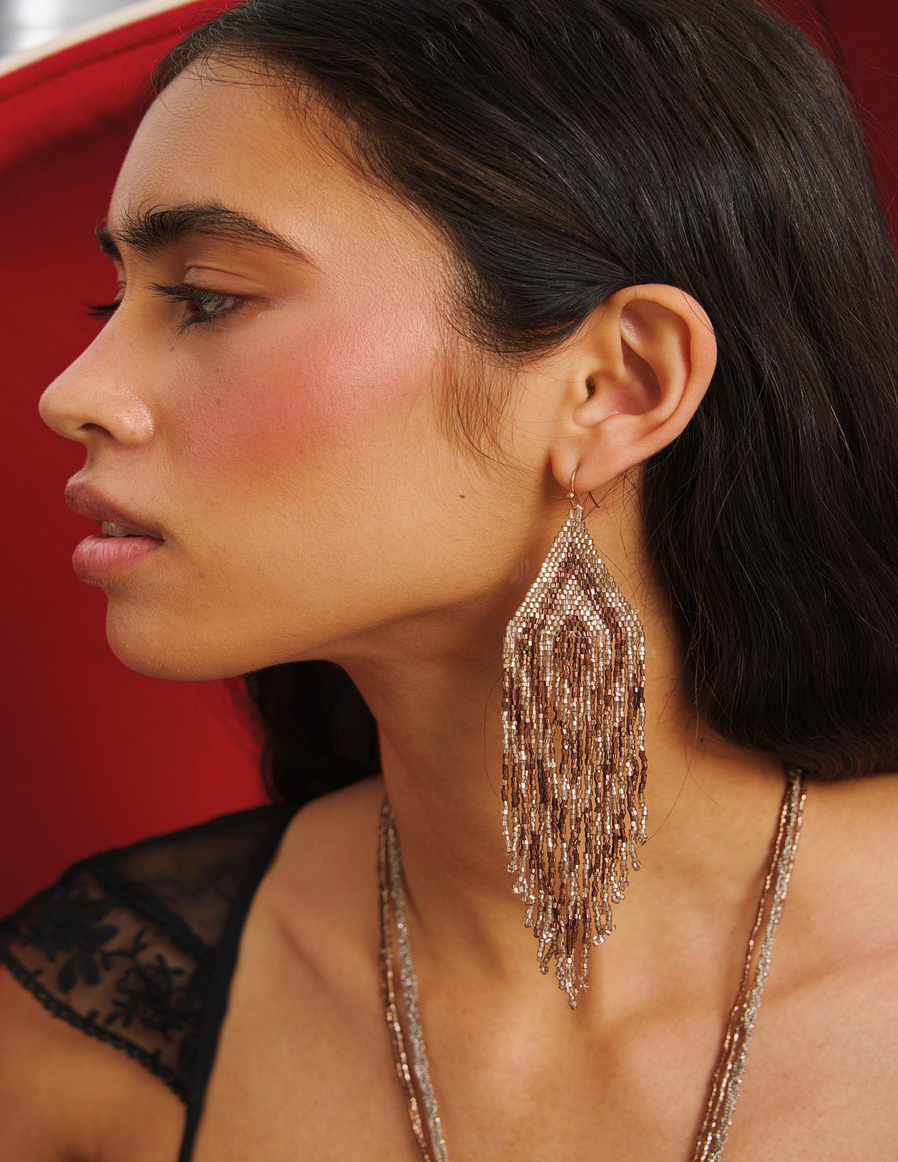 BROWN GOLD BEAD EARRING