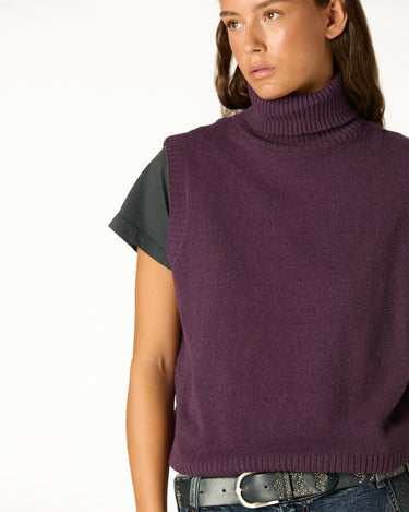 CHALECO CUELLO VUELTO PLUM