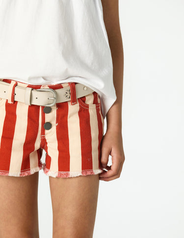 SHORT RED STRIPE