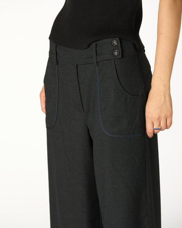 PANTALÓN BOLSILLOS PIPING AZUL