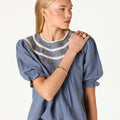 EMBROIDERED STRAP SHIRT ANILINE BLUE
