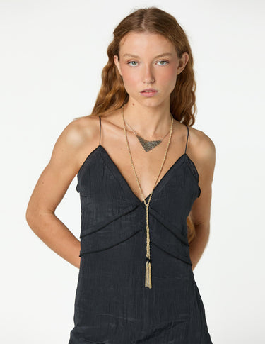 TRIANGULAR METAL NECKLACE