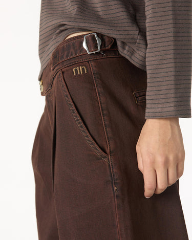 PANTALÓN HEBILLAS DENIM CHOCOLATE