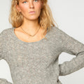TOP PUNTO ESCOTE REDONDO LIGHT GREY