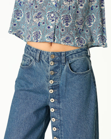 BUTTON-UP BLUE DENIM PANTS
