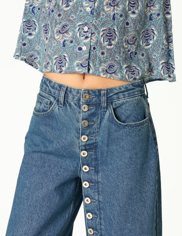 BUTTON-UP BLUE DENIM PANTS