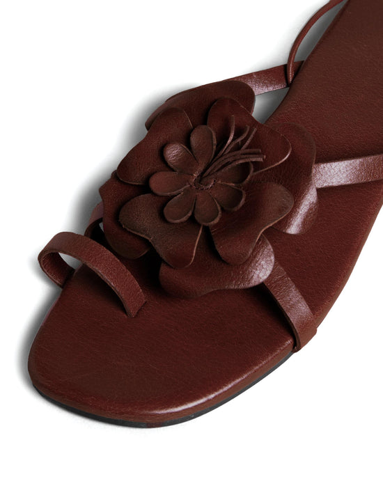 NATURAL FLOWER SANDAL