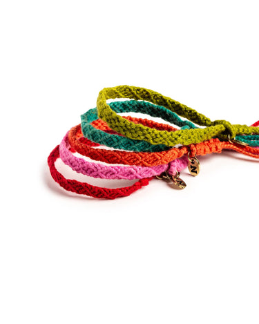 STRAWBERRY STRING BRACELET