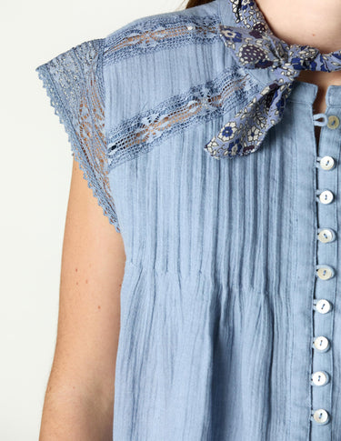 GATHERED BUTTON-DOWN SHIRT ANILINE BLUE