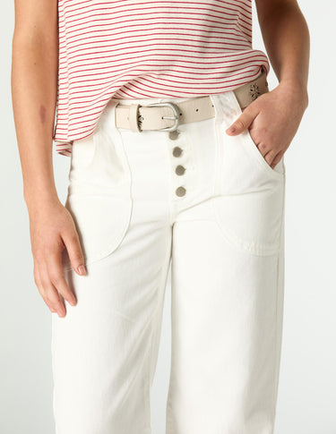 WHITE DENIM PANTS WITH POCKETS
