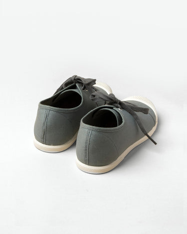 GREY LACE-UP SNEAKER