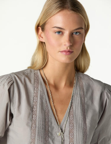 V-NECK LACE SHIRT IRON GREY