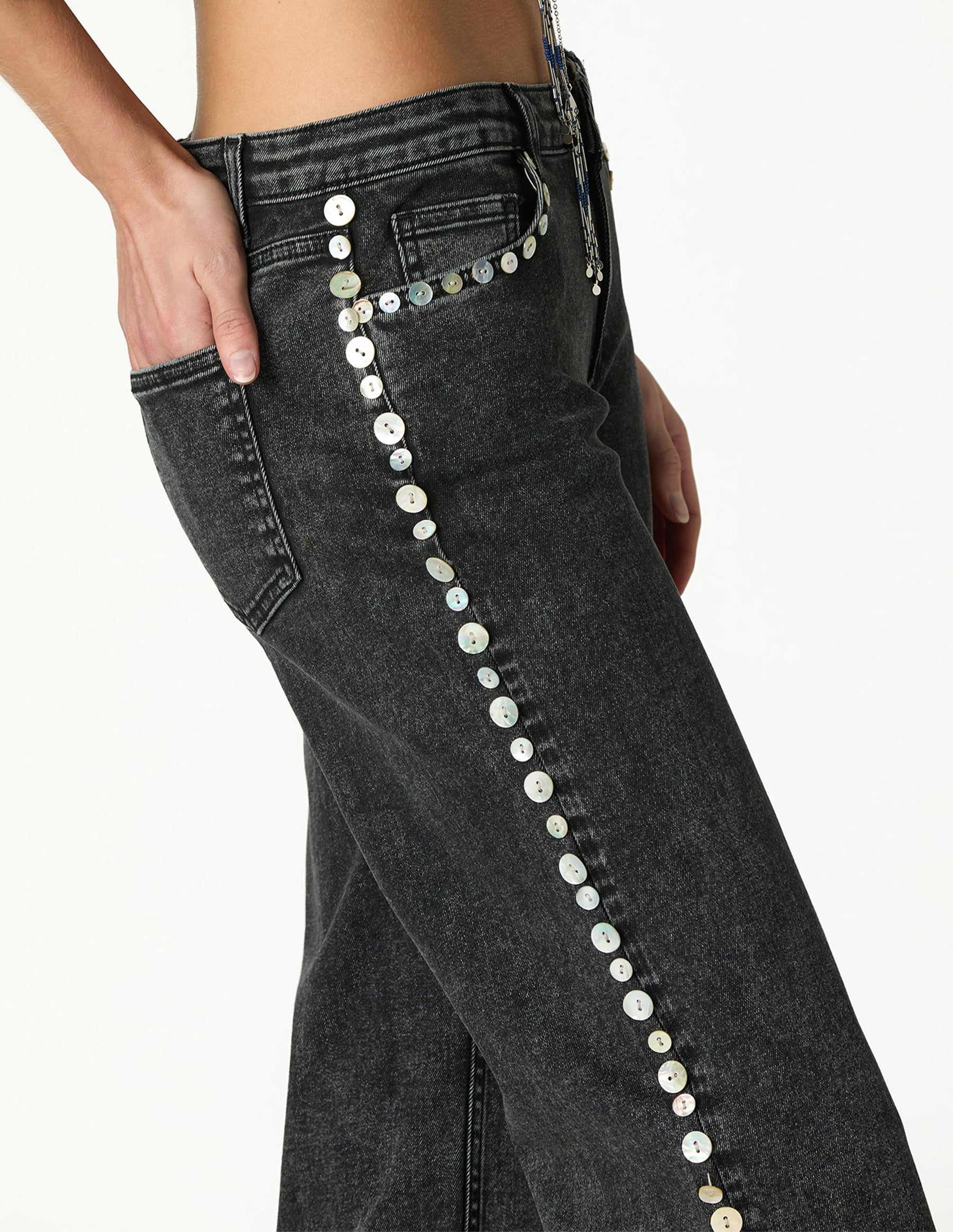 DENIM BOTONES NÁCAR GRIS